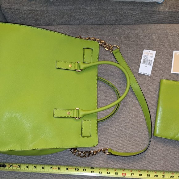 Like new Michael Kors bag and wallet - Picture 3 of 6